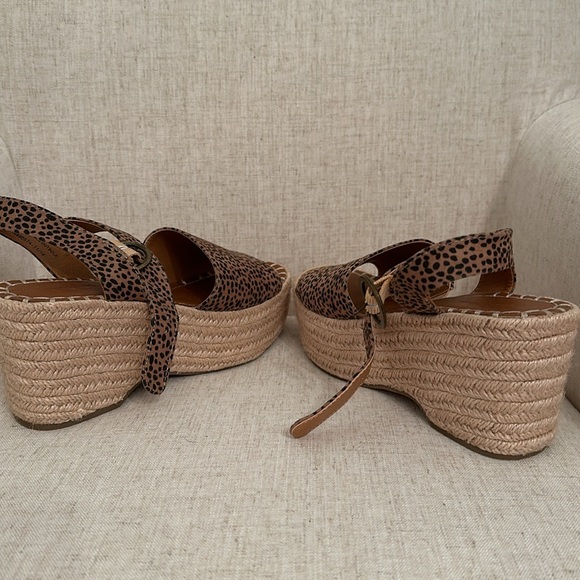 Universal Thread Leopard Print Wedges - Picture 4 of 6